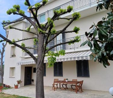 Colonnella Apartamento | La CASA degli IPPOCASTANI