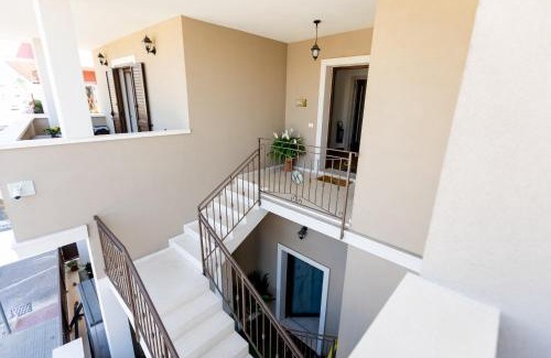 Villaggio delle Mimose Casa | La casa dei Girasoli