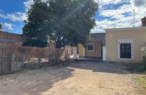 Álamos Casa | La Casa del Arco Alamos