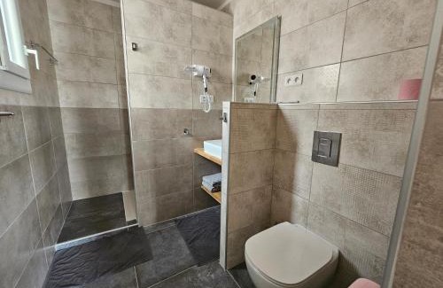 Sigean Cama Y Desayuno | La Casa del Arti - Chambres d'hôtes - B&B - Piscine chauffée