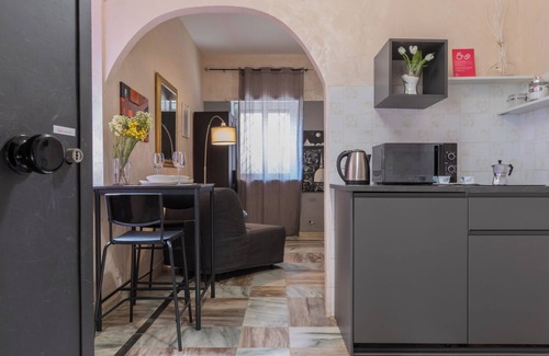 San Donato - Campidoglio Apartamento | La Casa del Borgo Dipinto