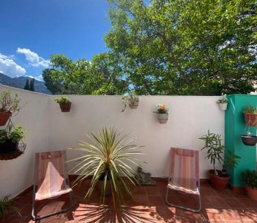 Guejar Sierra Apartamento | La Casa Del Buda