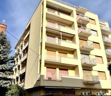 Finale Pia Casa | La Casa Del Molo
