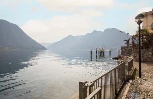 Colonno Apartamento | La Casa del Pescatore - by MyHomeInComo