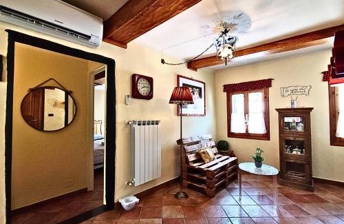 Pieve di Teco Apartamento | La casa del pittore con climatizzatore Pieve di Teco centro
