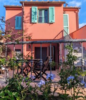 Patresi Apartamento | La Casa Del Plumbago - Elba Affitti