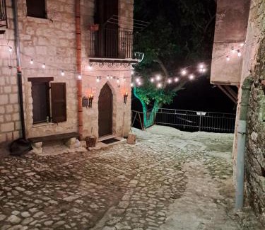 Petralia Soprana Casa | La Casa del Poeta , un romantico chalet da mille e una notte