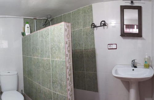 Mogon Apartamento | La Casa del Río, piscina natural a 5 min en coche