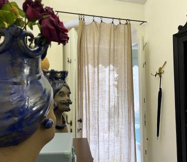 Ferla Casa | La Casa dell'Artista - Affitti Brevi - Ferla