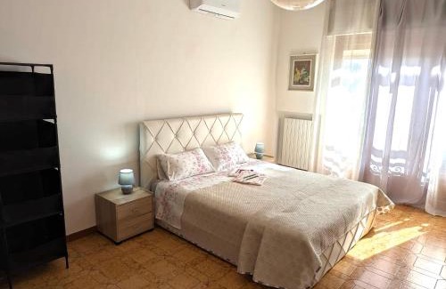 San Lorenzo al Mare Casa | La Casa di Bet