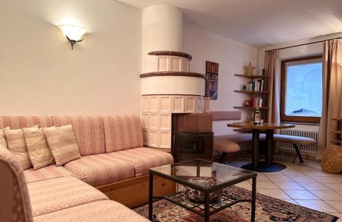 Mezzana Casa | La Casa di Desj