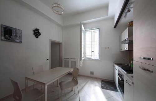 Cirenaica Apartamento | La casa di Gigi tra Fiera e Università