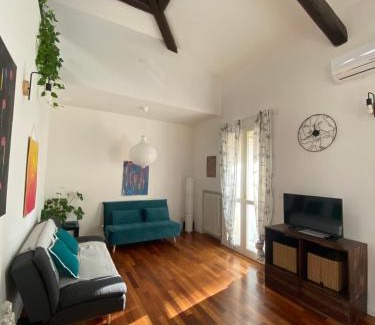 Province of Bologna Apartamento | La Casa di Giulia, spazioso loft su due livelli a 10 minuti di macchina dal centro