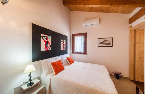 Castelsardo Historic Centre Cama Y Desayuno | La Casa di Mannazzotta 2