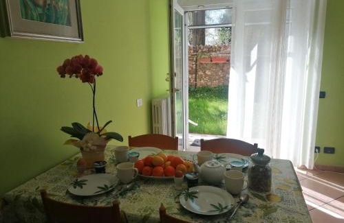 Cisano Apartamento | LA CASA DI MARZIA