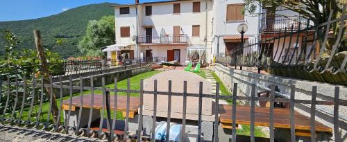Pontone Casa | La casa di Milly Golden Park