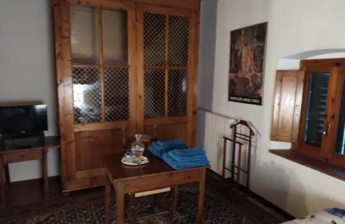 Figline e Incisa Valdarno Cama Y Desayuno | La Casa di Rita