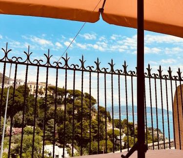 Raito Casa | La Casa Gialla