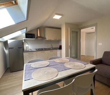 Madonna dell'Olmo Apartamento | La casa i due cedri