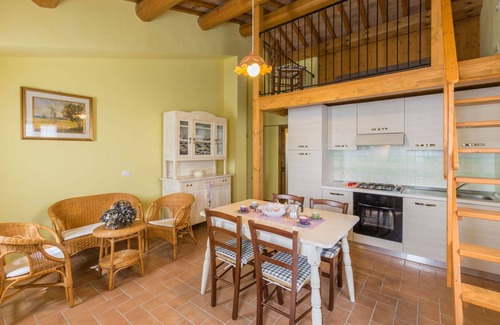 Orciano di Pesaro Apartamento | La Casa en Campagna, 4 apartamentos con piscina en Orciano, a 20 minutos del mar - app. al almacén