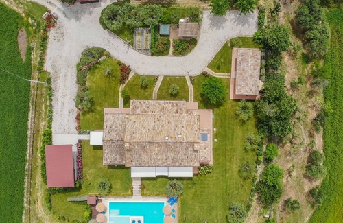Orciano di Pesaro Apartamento | La Casa en Campagna, 4 apartamentos con piscina en Orciano, a 20 minutos del mar - app. al almacén