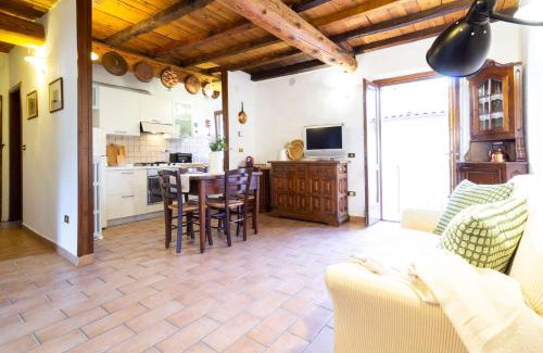 Castelnovo ne' Monti Apartamento | La casa nel borgo