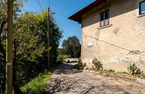 Tavernerio Apartamento | La casa nel verde di Francesco