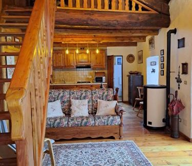Balme Casa | La casa nell'airetta