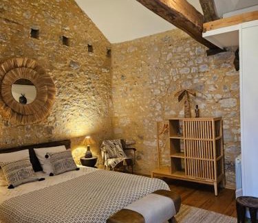 Issigeac Cama Y Desayuno | La Casa Nomade