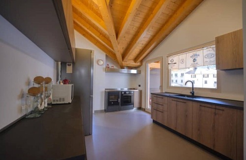 Roncone Casa | La Casa Rossa