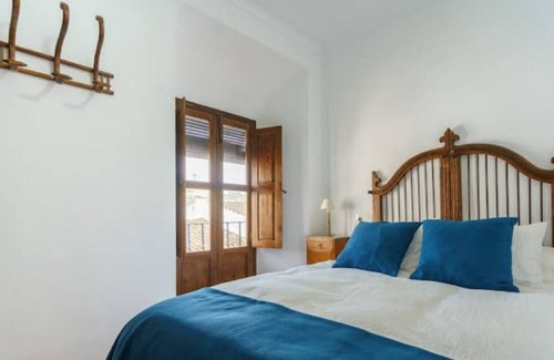 Valle de Abdalagis Cabaña | La Casa Rural Málaga, Caminito del Rey