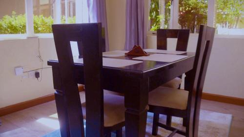 Naivasha Cama Y Desayuno | La Casa Savanna