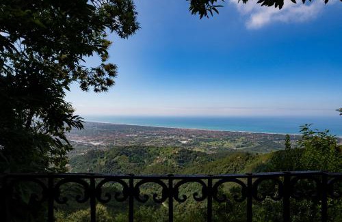 Seravezza Casa | La Casa sul Forte