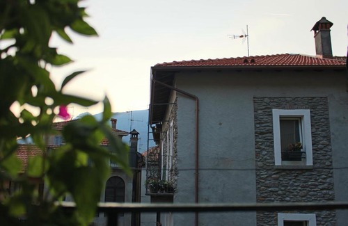 Dervio Casa | La Casa Sul Sasso