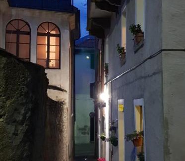 Dervio Casa | La Casa Sul Sasso