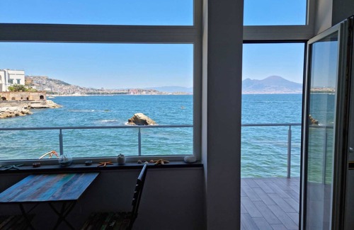 Posillipo Casa | LA CASA SULL ACQUA