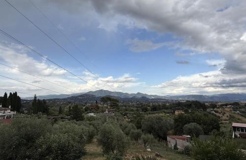 Fonte Nuova Apartamento | La casa tra gli ulivi di Fonte Nuova