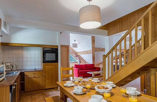 Vaujany Apartamento | La Cascade by Interhome