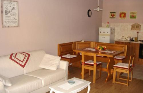 Averara Apartamento | La Casetta dei Cuori