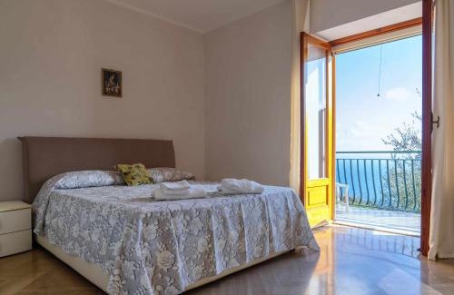 Schiazzano Casa | La casetta di Rosetta, breathtaking Li Galli sea view