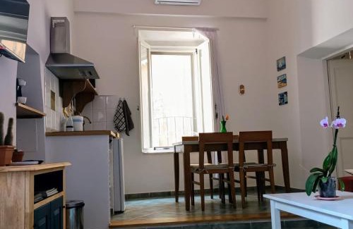 Terracina Apartamento | La Casetta Nelle Mura