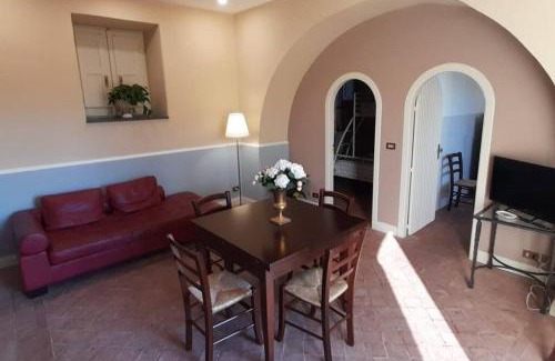 Mascalucia Apartamento | La Casetta Rosa alloggio indipendente, four beds