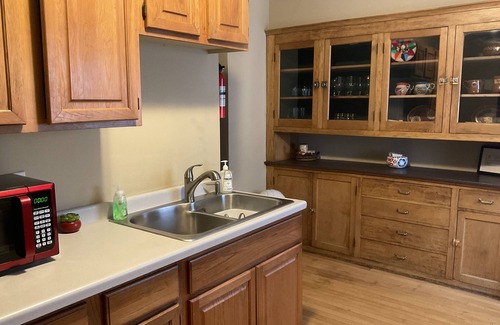 West Allis Casa | ✺ La Casita ✺ 3 Bedrooms ✺ Spacious Parking ✺