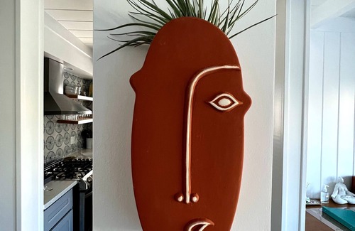 Hollywood Beach Cabaña | La Casita Azul - Quaint, Artsy Cottage in Hollywood Beach - Short Walk to Sand!