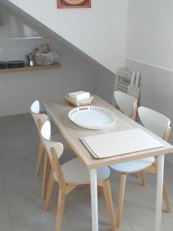 El Astillero Casa | La Casita Blanca