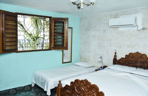 Cienfuegos Casa | La Casita de Oshun