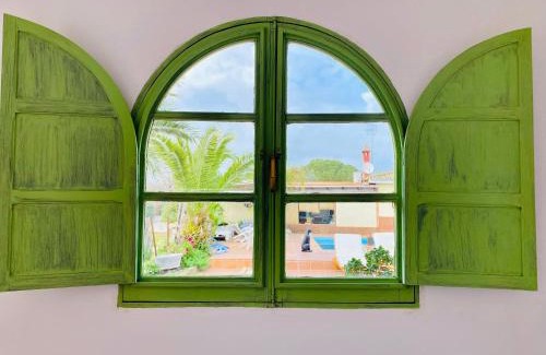 Alcalá de Guadaira Apartamento | La Casita del Cactus - Casa de campo con piscina