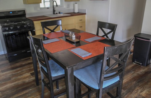 Lake Elsinore Casa | La Casita-Quiet & serene 1bedroom home in nature with AC & WIFI in Lake Elsinore