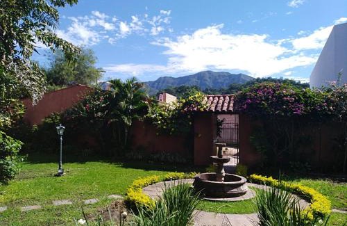 Camiri Hotel | LA CASONA Hotel Boutique