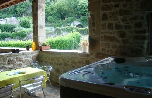 Sanilhac Casa | La Castanea Gîte de charme